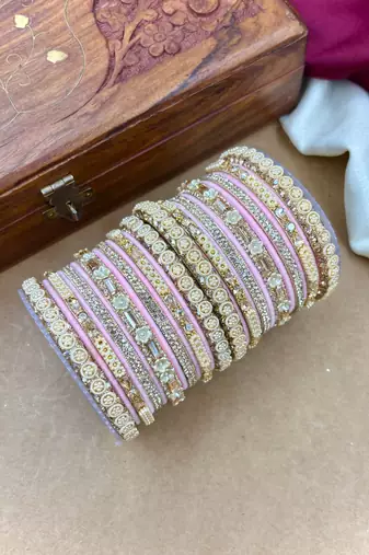 Velvet bridal bangles set