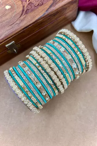 Velvet bridal bangles set