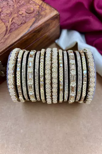 Velvet bridal bangles set
