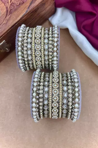 Antique finish pearl bangles set
