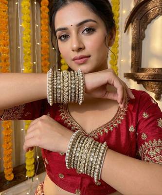 Antique finish pearl bangles set 4