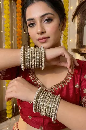 Antique finish pearl bangles set
