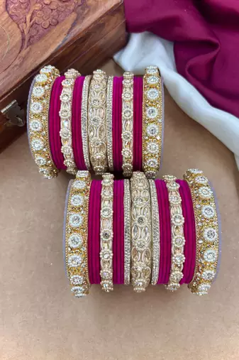 Royal rani velvet bangles set