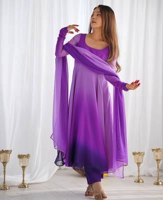 Pure soft fox georgette most trendy padding fabric fully flair anarkali,with duppta set,pent ready to wear 3