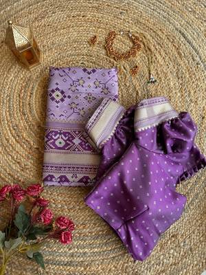 Lavender Color Pure Silk Patola Wedding Wear Saree 3