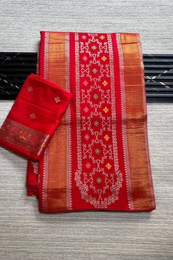 Red Color Purely Hand Daying Chinya Tisu Viscose Khaddi Crepe Georgette Saree