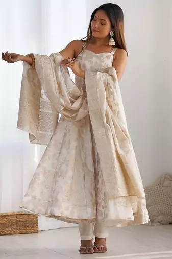 Fully flare kali pattern and canvas pattagown ,pant with duppta set