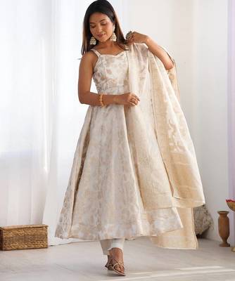 Fully flare kali pattern and canvas pattagown ,pant with duppta set 4