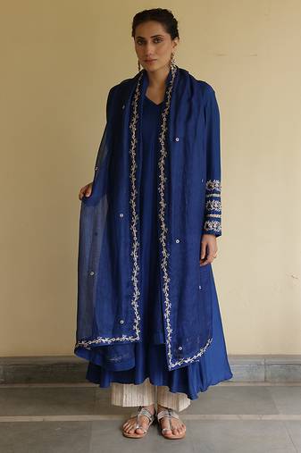 Blue embroidered silk kurta set
