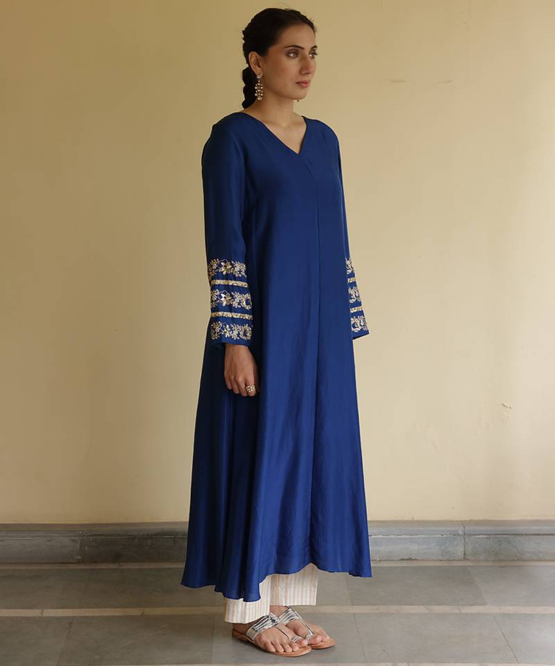 Blue embroidered silk kurta set