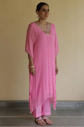 Pink embroidered chiffon kaftan