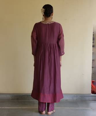 Purple wine embroidered chanderi kurta set 3