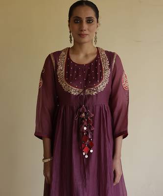 Purple wine embroidered chanderi kurta set 4