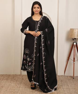 Black embroidery work cotton blend kurta trousers with dupatta. 1
