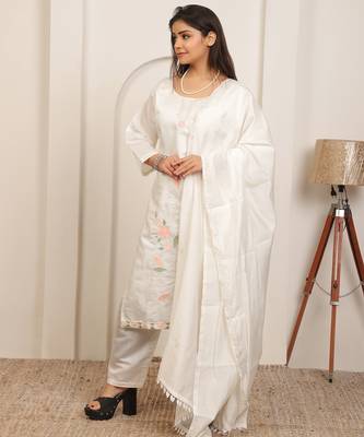 White embroidery work cotton blend kurta trousers with dupatta. 2