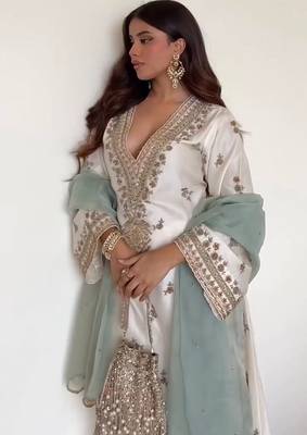 Pearl white v-neck silk blend set 2