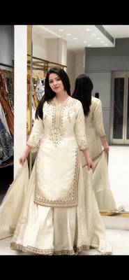 Ivory silk blend embroidered palazzo ensemble 3