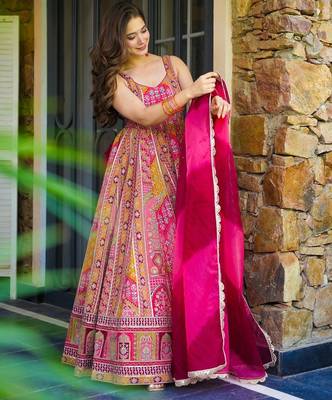 Pink multi-patterned festive lehenga 3