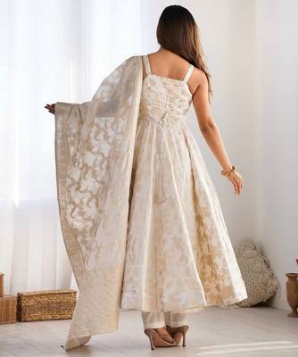 Off-white banarasi jackquard dola silk blend anarkali set 4