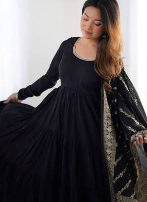 Black color solid romansilk blend chanderi anarkali set 4
