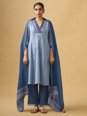 Blue elegant cotton slub kurta set with fine embroidery 1