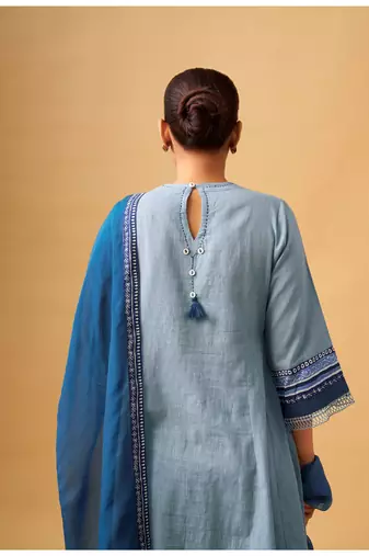 Blue elegant cotton slub kurta set with fine embroidery