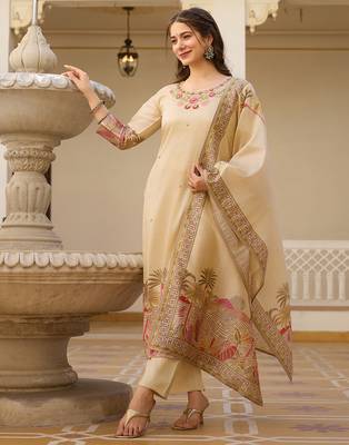 Women's cream viscose silk sequin embroidered kurta pant set with printed silk dupatta 1