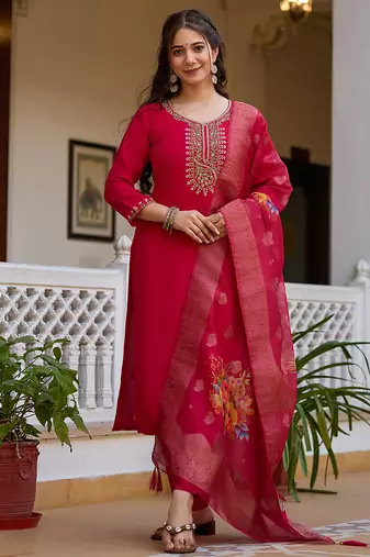 Women's red viscose chanderi silk sequin embroidered kurta pant set with organza dupatta