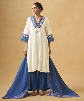White & blue textured cotton slub kurta set with handcrafted details 1