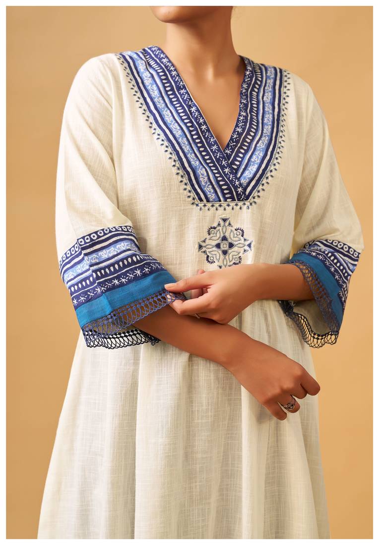 White & blue textured cotton slub kurta set with handcrafted details