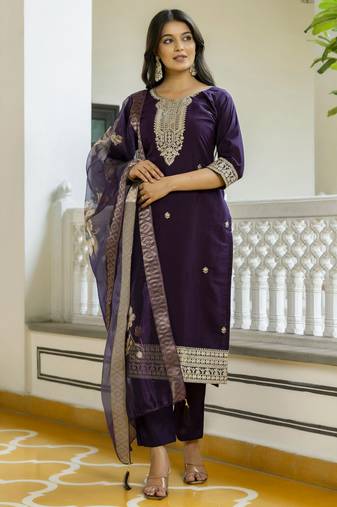 Women's wine viscose chanderi silk kurta pant set with organza dupatta