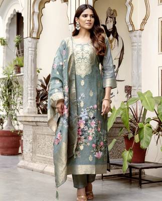 Women's grey chanderi cotton silk embroidered kurta pant set with jacquard chanderi dupatta 1