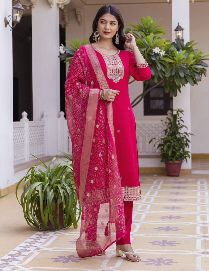 Women's pink viscose chanderi silk kurta pant set with organza dupatta