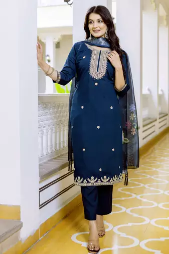 Women's navy blue viscose chanderi silk kurta pant set with organza dupatta