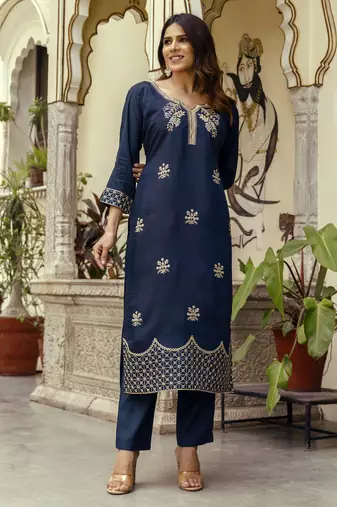 Women's navy blue viscose chanderi silk embroidered kurta pant set with jacquard organza dupatta