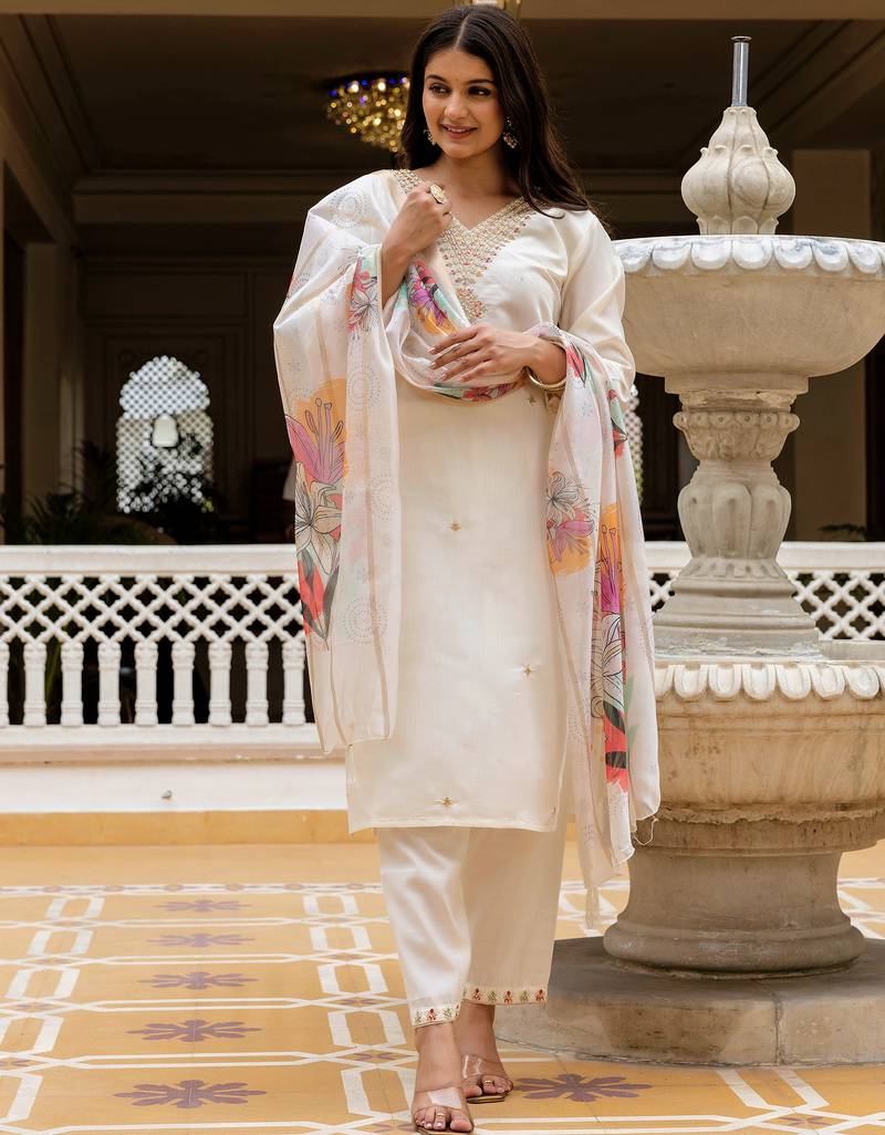 Women's white viscose chanderi silk embroidered kurta pant set with jacquard organza dupatta