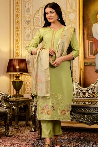Women's lemon green viscose silk embroidered kurta pant set with jacquard organza dupatt