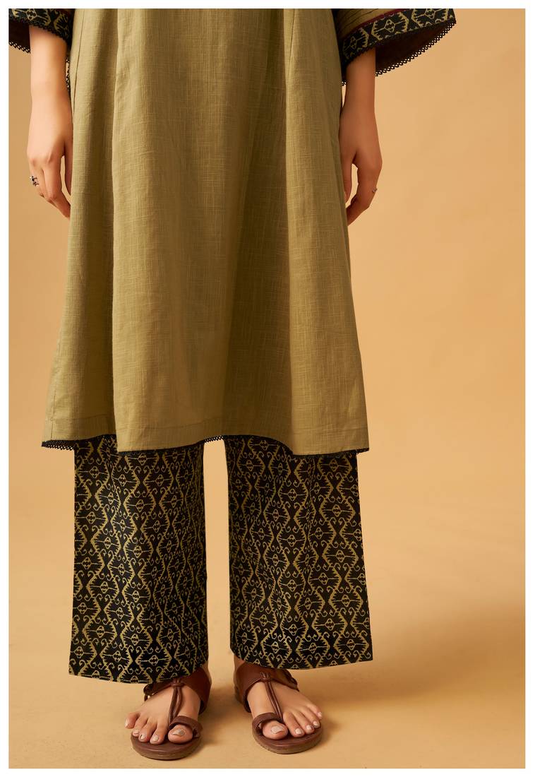 Classic mustard cotton kurta set with printed bottoms