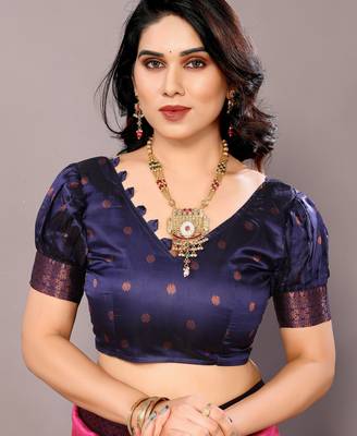 pink neavyblue silk blend banarasi saree with unstitched blouse piece 5