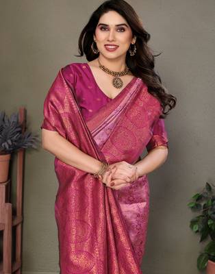 light pink wine silk blend banarasi saree with unstitched blouse piece 4