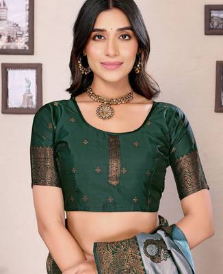 sea green silk blend banarasi saree with unstitched blouse piece 5