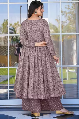 Onion pink pure muslin digital printed designer salwar suit