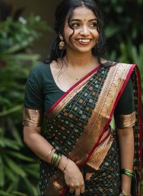 green silk blend banarasi saree with unstitched blouse piece 1