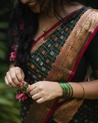 green silk blend banarasi saree with unstitched blouse piece 5