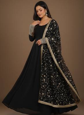 Black embroidered pure georgette salwar suit 2