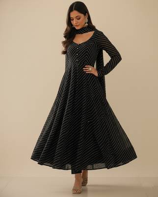 Black printed faux georgette salwar suit 3