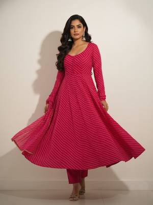 Pink printed faux georgette salwar suit 3