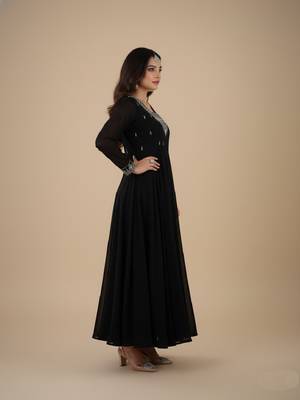 Black zari pure georgette salwar suit 4