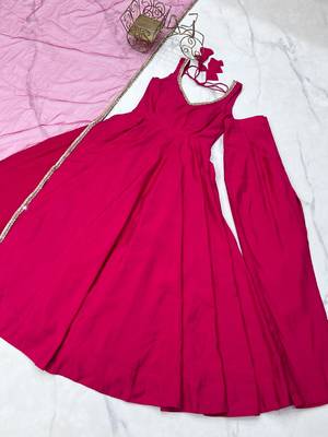 Rani-pink embroidered pure silk salwar suit 4