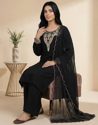 Black sequins faux georgette salwar suit 1
